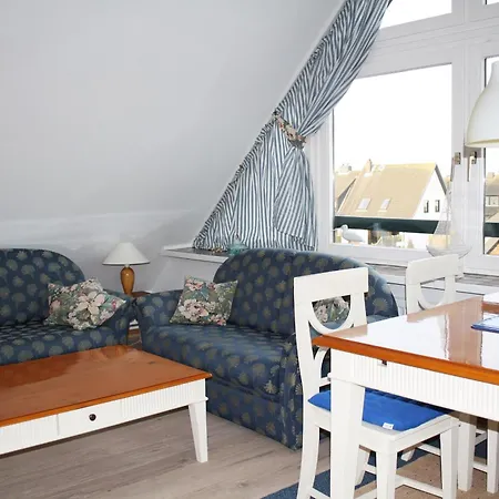 Liiger-hoern-dg-wohnung-4-moewe Apartment *